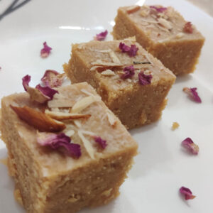 Sukhadi/ Golpapdi